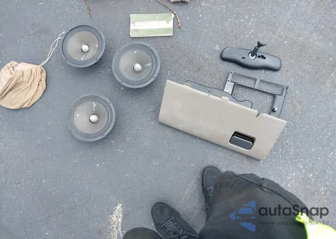 2004 Jeep Grand Cherokee Limited from USA, damaged, VIN 1J4GX58N04C254927